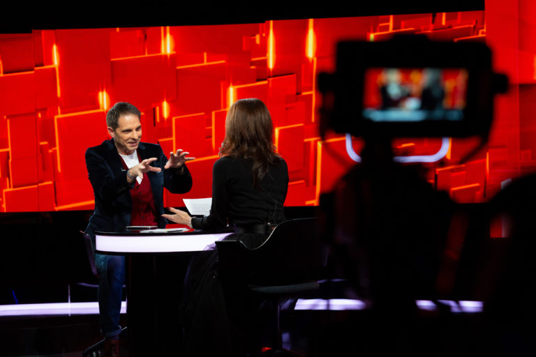 Dan Negru, luat la întrebări de Denise Rifai: V-ați iubit cu Andreea